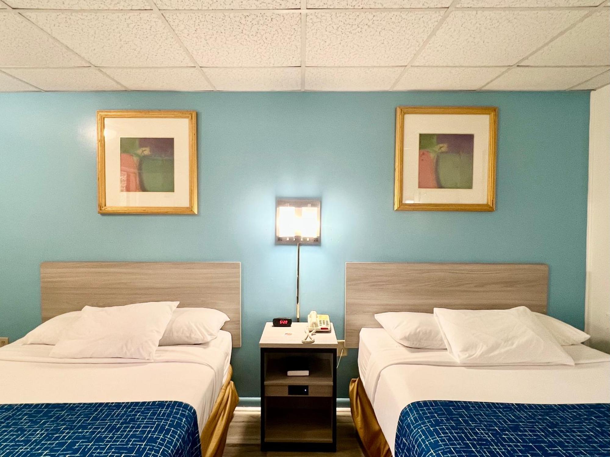 Travelodge By Wyndham Hershey Exterior photo